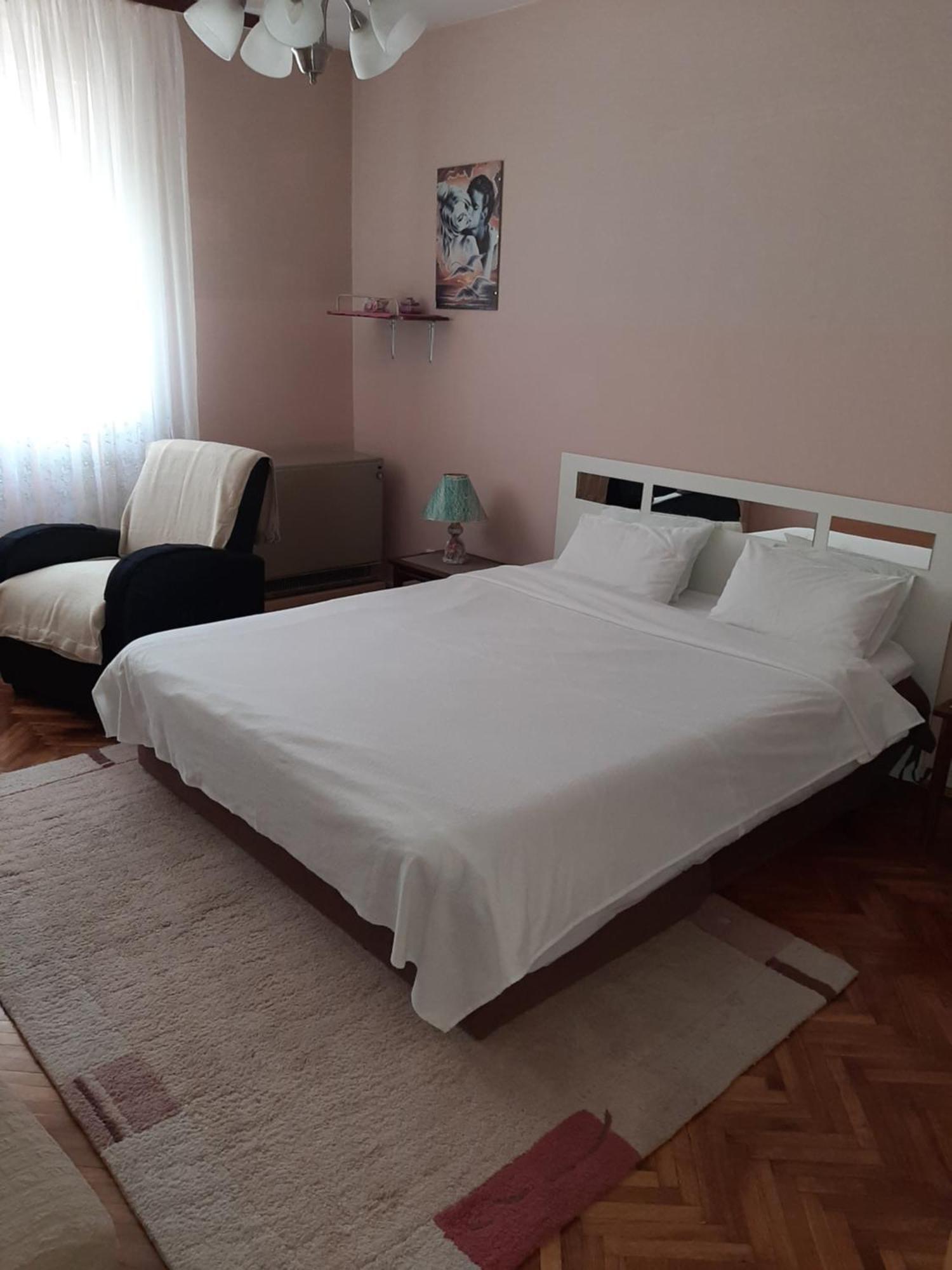 Anka Apartment Jagodina Exterior foto